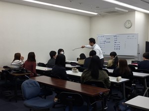 【神戸】通学コースの初めてのホームルームを実施しました！