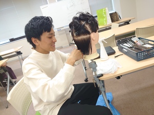 【高知】髪型指定・時間指定チャレンジ（理容美容コース）