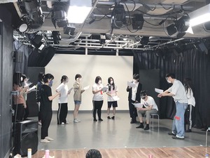 【新宿】演技の授業風景のご紹介★