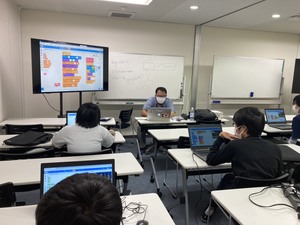【静岡】プログラミングの授業風景～専門コース～